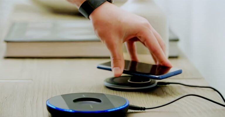 Best Wireless Charger with Popsocket